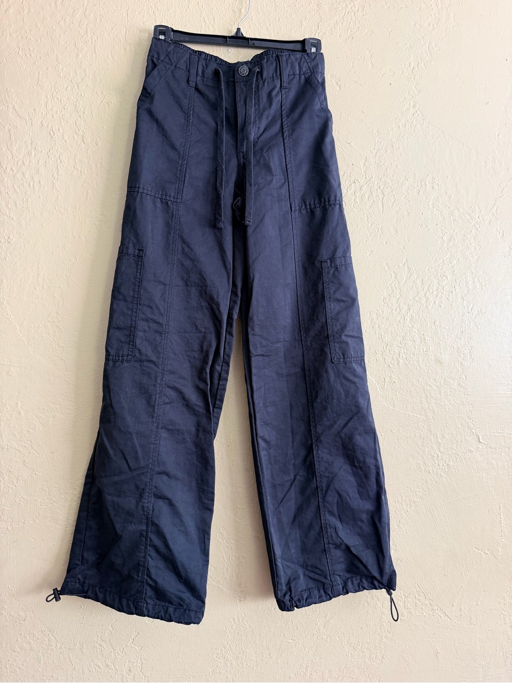 Celebrity Pink Black Wide-Leg Cargo Pants